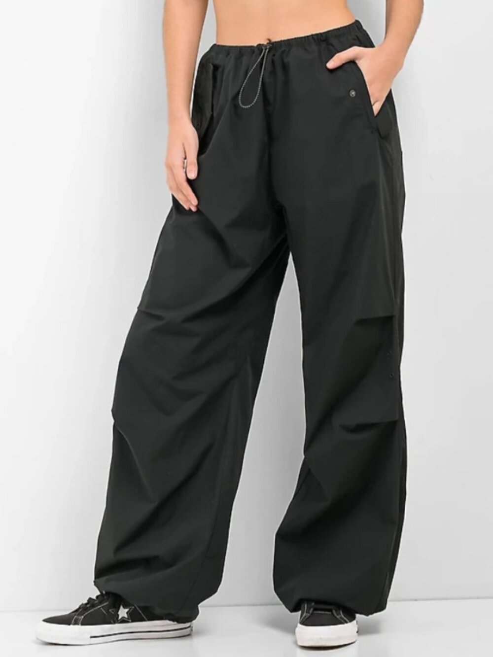 H&M cotton parachute pants black size small